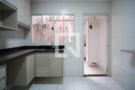 Cozinha de casa à venda com 2 quartos, 75m² em Jardim Piqueroby, São Paulo