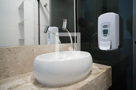 Casa para alugar com 75m², 2 quartos e 2 vagasBanheiro