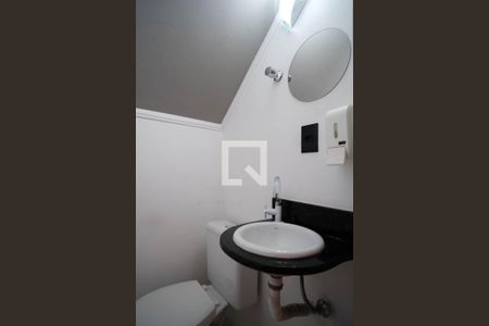 Casa para alugar com 75m², 2 quartos e 2 vagasBanheiro