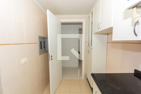Cozinha de apartamento para alugar com 3 quartos, 58m² em Boa Vista, Curitiba