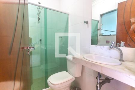 Casa à venda com 298m², 3 quartos e 5 vagasBanheiro de Serviço