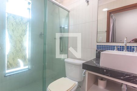 Casa à venda com 298m², 3 quartos e 5 vagasBanheiro da Suíte 1