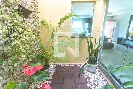 Casa à venda com 298m², 3 quartos e 5 vagasJardim de Inverno