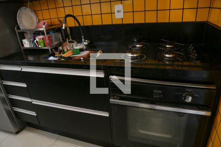 Apartamento à venda com 54m², 2 quartos e 1 vagaCozinha