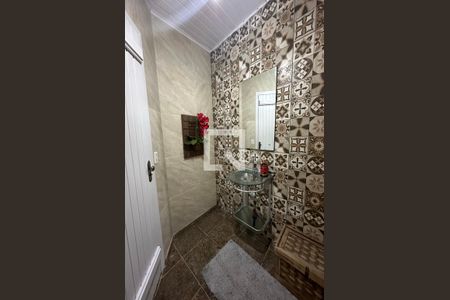 Casa de condomínio à venda com 350m², 4 quartos e 2 vagasLavabo