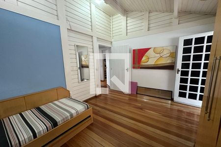 Casa de condomínio à venda com 350m², 4 quartos e 2 vagasQuarto 1