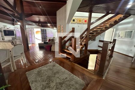 SALA de casa de condomínio à venda com 4 quartos, 350m² em Anil, Rio de Janeiro