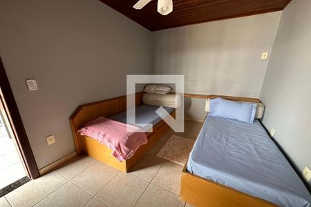 Casa de condomínio à venda com 350m², 4 quartos e 2 vagasQuarto 1