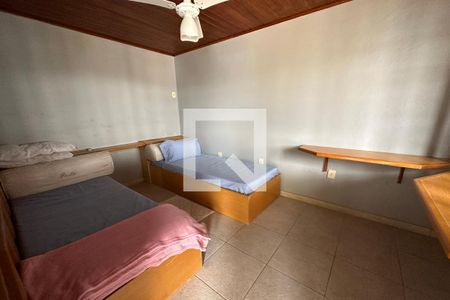 Casa de condomínio à venda com 350m², 4 quartos e 2 vagasQuarto 2