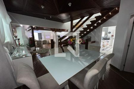 SALA de casa de condomínio à venda com 4 quartos, 350m² em Anil, Rio de Janeiro