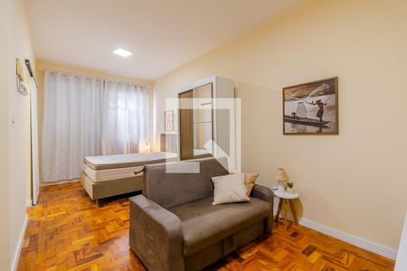 Sala de kitnet/studio para alugar com 1 quarto, 32m² em Menino Deus, Porto Alegre