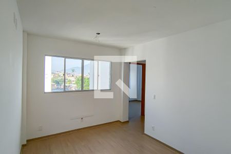 sala de apartamento para alugar com 2 quartos, 50m² em Jacarepaguá, Rio de Janeiro