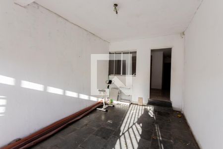 Casa à venda com 600m², 2 quartos e 5 vagasGaragem