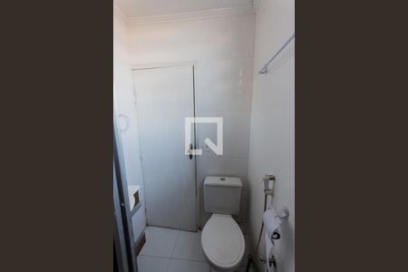 Casa à venda com 600m², 2 quartos e 5 vagasBanheiro de Serviço