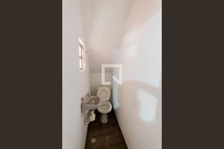 Banheiro da Suíte 1 de casa à venda com 2 quartos, 120m² em Parque Capuava, Santo André