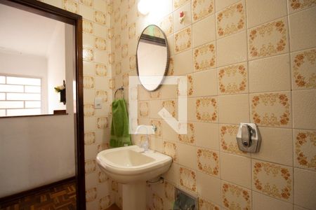 Casa à venda com 300m², 4 quartos e 4 vagasBanheiro 1