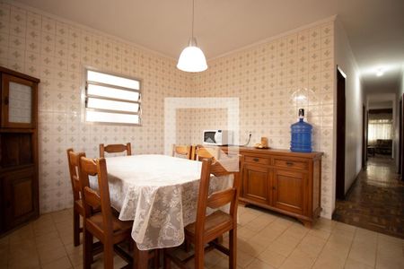 Casa à venda com 300m², 4 quartos e 4 vagasCozinha