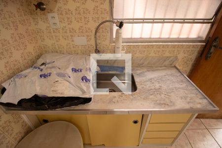 Casa à venda com 300m², 4 quartos e 4 vagasCasa fundo - Cozinha