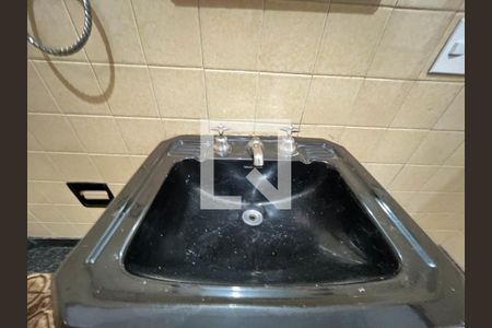 Casa à venda com 90m², 4 quartos e 1 vagaO