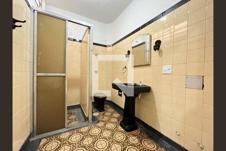 Casa à venda com 90m², 4 quartos e 1 vagaBanheiro 