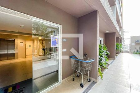 Apartamento à venda com 31m², 1 quarto e sem vaga Apartamento à venda com 31m², 1 quarto e sem vagaEntrada