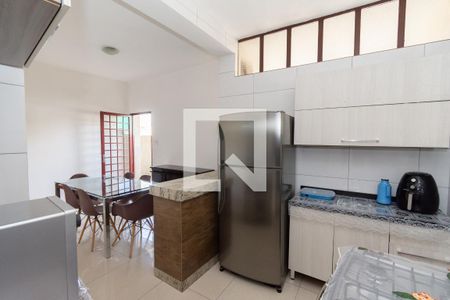 Apartamento à venda com 165m², 3 quartos e 1 vaga Apartamento à venda com 165m², 3 quartos e 1 vagaCozinha