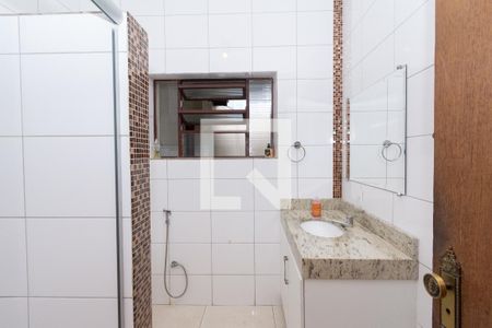 Apartamento à venda com 165m², 3 quartos e 1 vaga Apartamento à venda com 165m², 3 quartos e 1 vagaBanheiro