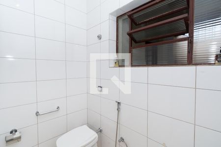 Apartamento à venda com 165m², 3 quartos e 1 vaga Apartamento à venda com 165m², 3 quartos e 1 vagaBanheiro