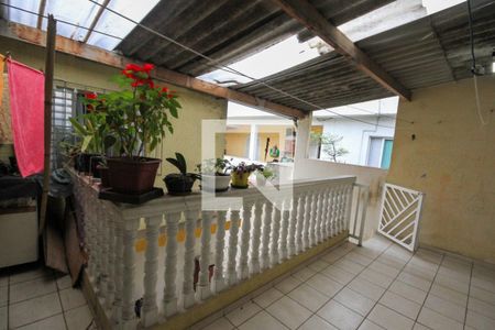 Casa para alugar com 107m², 2 quartos e 2 vagas Casa para alugar com 107m², 2 quartos e 2 vagasTerraço