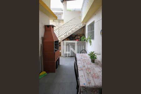 Casa para alugar com 107m², 2 quartos e 2 vagas Casa para alugar com 107m², 2 quartos e 2 vagasQuintal