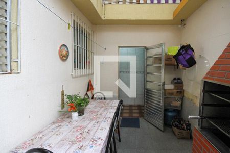 Casa para alugar com 107m², 2 quartos e 2 vagas Casa para alugar com 107m², 2 quartos e 2 vagasQuintal