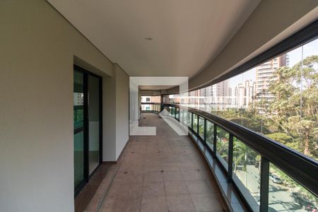 Varanda de apartamento para alugar com 4 quartos, 387m² em Jardim Fonte do Morumbi, São Paulo