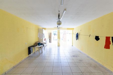 Casa à venda com 166m², 4 quartos e 1 vagaSalão de Festas