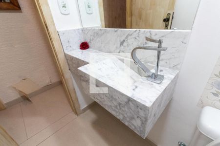 Casa à venda com 166m², 4 quartos e 1 vagaLavabo 1