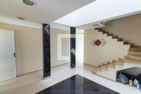 Sala 2 de casa à venda com 4 quartos, 166m² em Jardim Triana, São Paulo