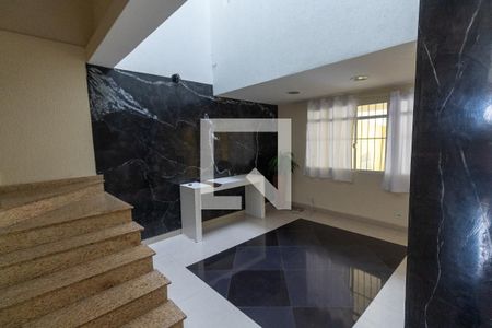 Sala 2 de casa à venda com 4 quartos, 166m² em Jardim Triana, São Paulo
