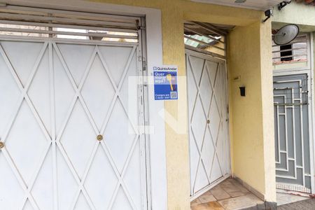 Casa à venda com 166m², 4 quartos e 1 vagaFachada