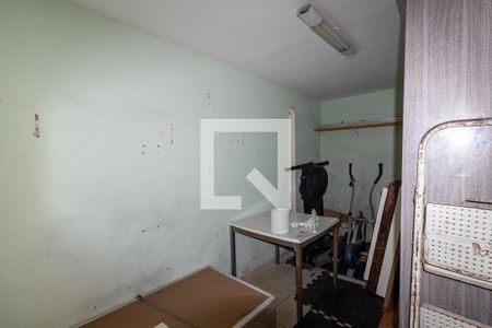 Casa à venda com 166m², 4 quartos e 1 vagaQuarto de Serviço