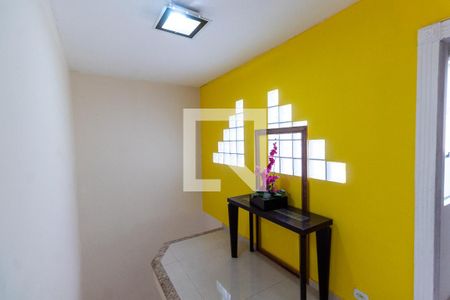 Casa à venda com 166m², 4 quartos e 1 vagaCorredor