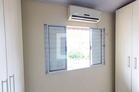 Casa à venda com 166m², 4 quartos e 1 vagaQuarto Suíte 2