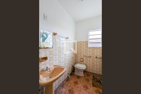 Banheiro de casa para alugar com 1 quarto, 29m² em Jardim Andrea Demarchi, São Bernardo do Campo