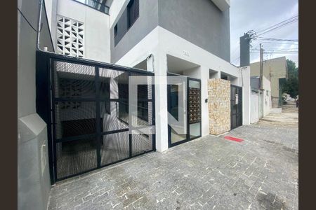 Apartamento para alugar com 46m², 2 quartos e 1 vaga Apartamento para alugar com 46m², 2 quartos e 1 vagaFachada