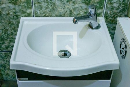 Casa à venda com 450m², 4 quartos e 8 vagasBanheiro 2