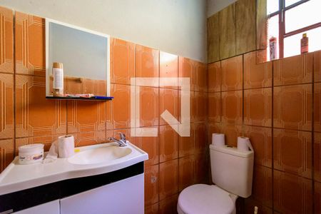 Casa à venda com 450m², 4 quartos e 8 vagasBanheiro 1