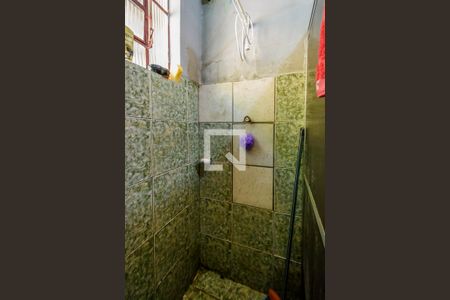 Casa à venda com 450m², 4 quartos e 8 vagasBanheiro 2