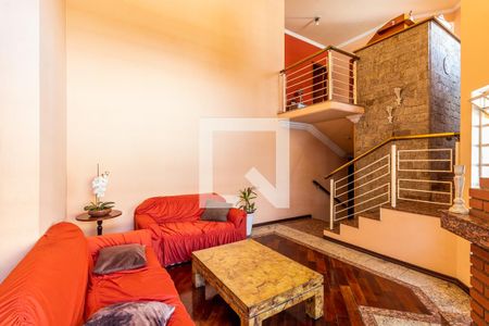 Sala de casa para alugar com 4 quartos, 237m² em Jardim Maia, Guarulhos
