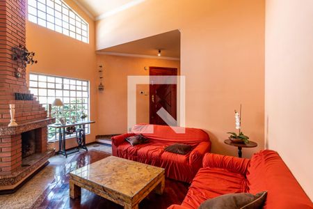 Sala de casa para alugar com 4 quartos, 237m² em Jardim Maia, Guarulhos