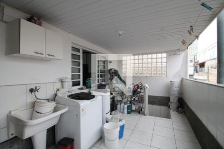 Casa à venda com 250m², 3 quartos e 5 vagasLavanderia