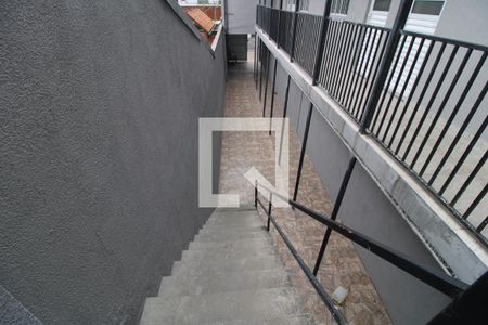 Apartamento para alugar com 37m², 1 quarto e sem vagaEscada