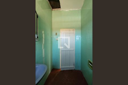 Casa à venda com 78m², 2 quartos e 2 vagas Casa à venda com 78m², 2 quartos e 2 vagasBanheiro